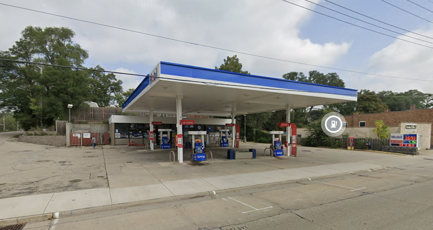 400 Northwest Highway Property Photo 1