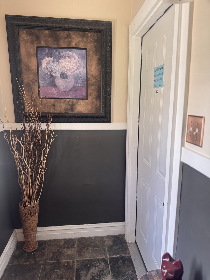 209 S Commonwealth Avenue Property Photo 10