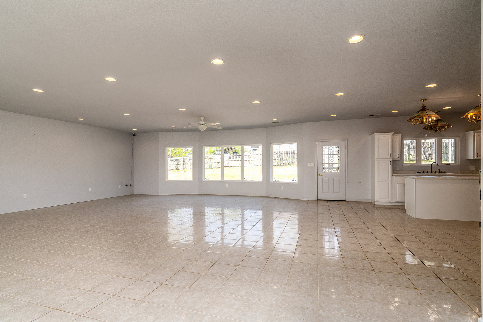 10 Peachtree Place Property Photo 11