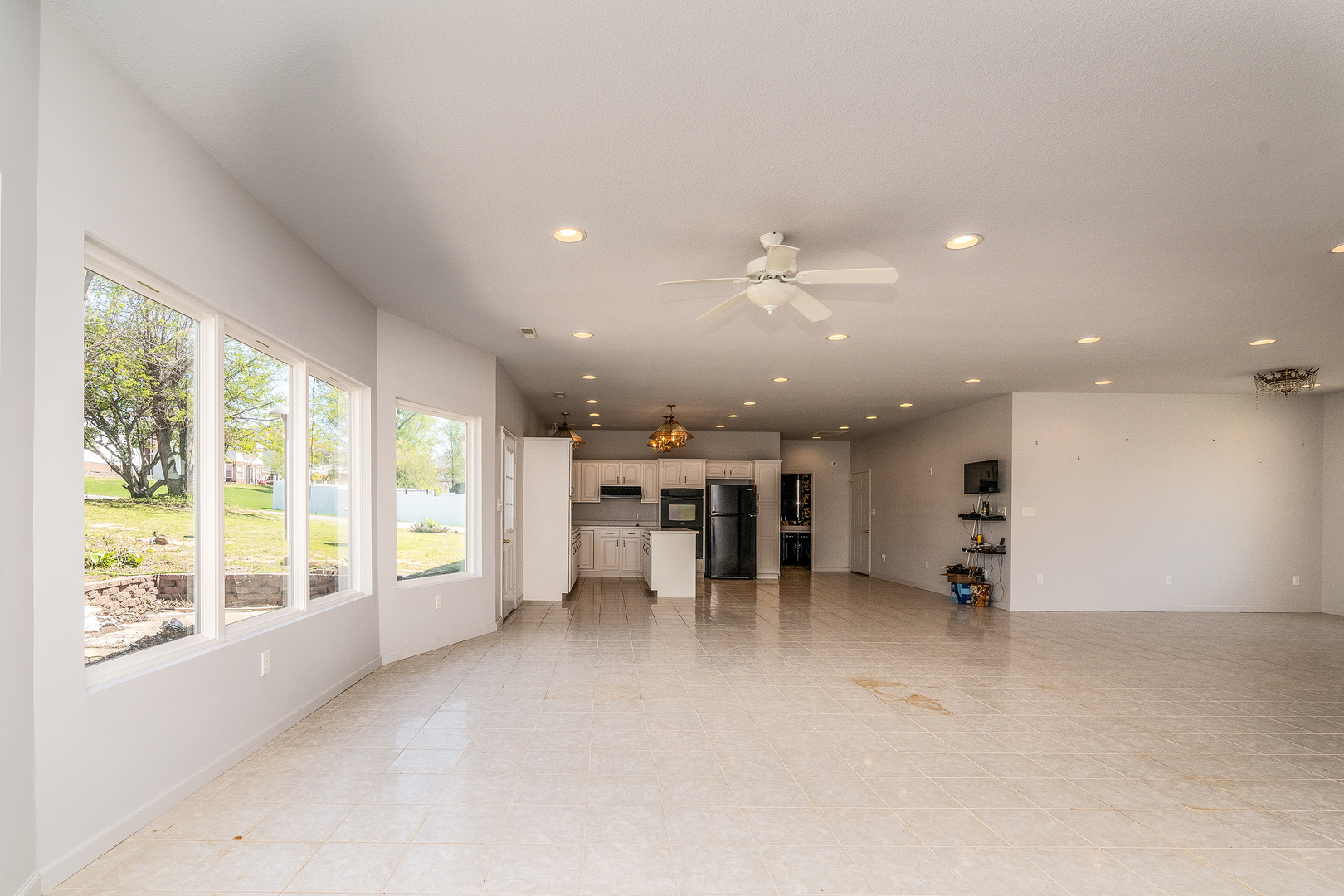 10 Peachtree Place Property Photo 15