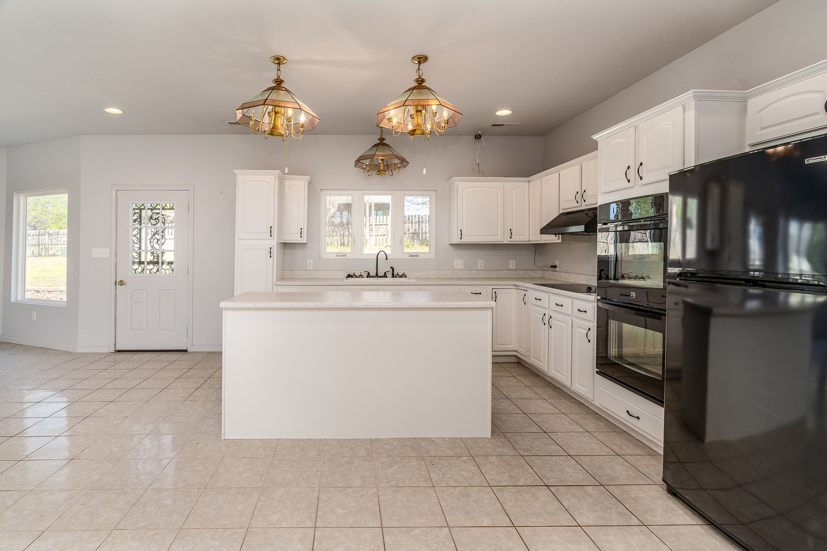 10 Peachtree Place Property Photo 16