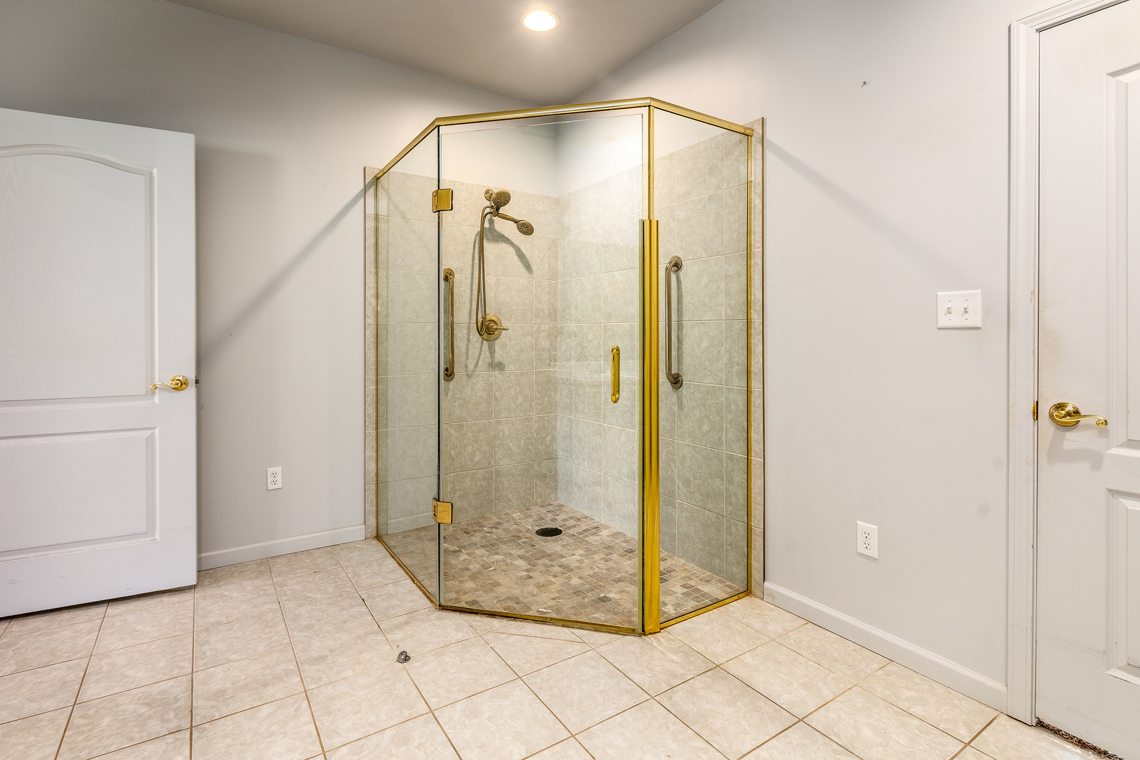 10 Peachtree Place Property Photo 29