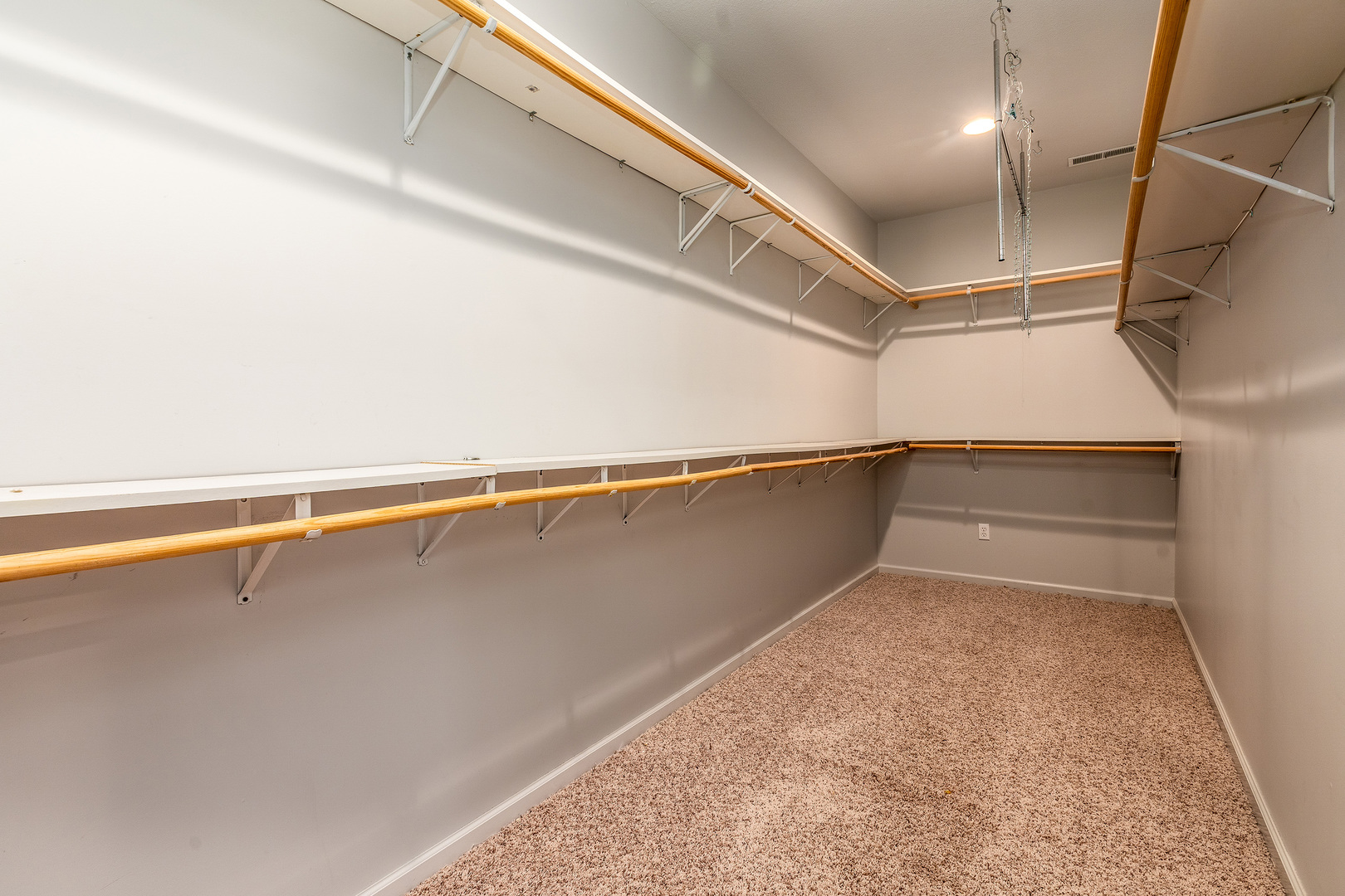 10 Peachtree Place Property Photo 34