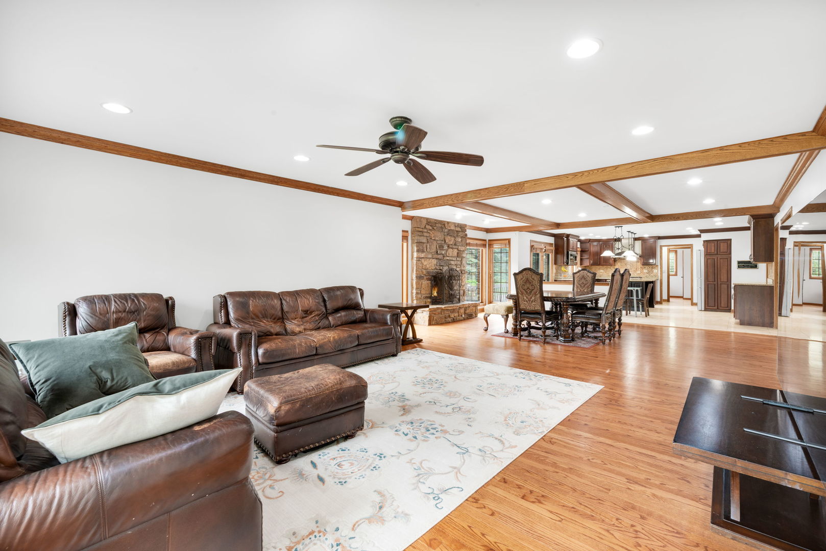910 Red Fox Lane Property Photo 10