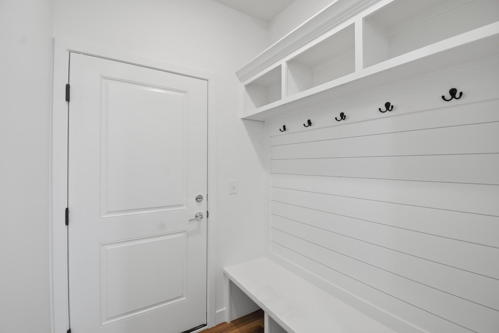 1418 Tinley Lane Property Photo 27