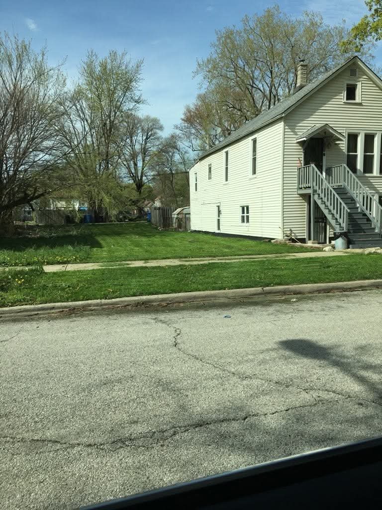840 W 51st Place Property Photo 1