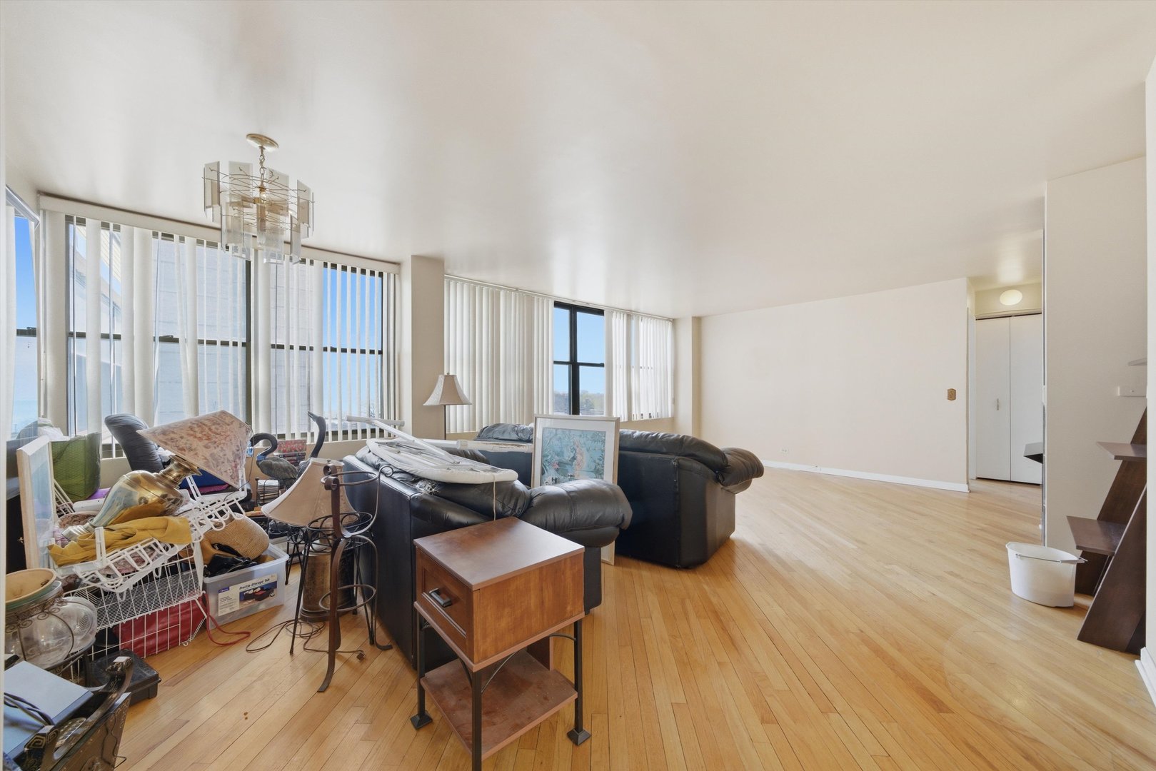 6701 S Crandon Avenue 8c Property Photo 5