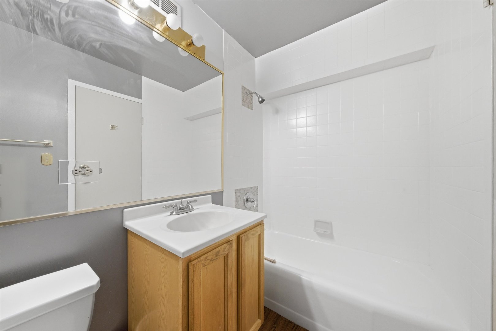 6701 S Crandon Avenue 8c Property Photo 24