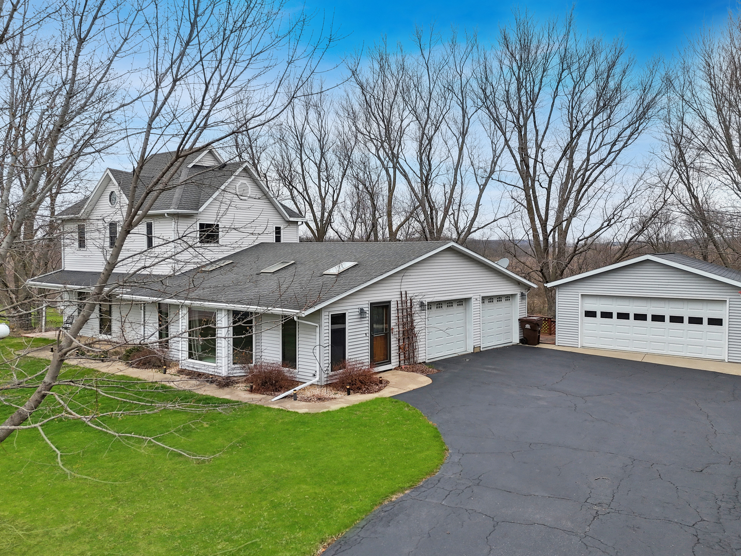 2472 W Red Oak Road Property Photo 1
