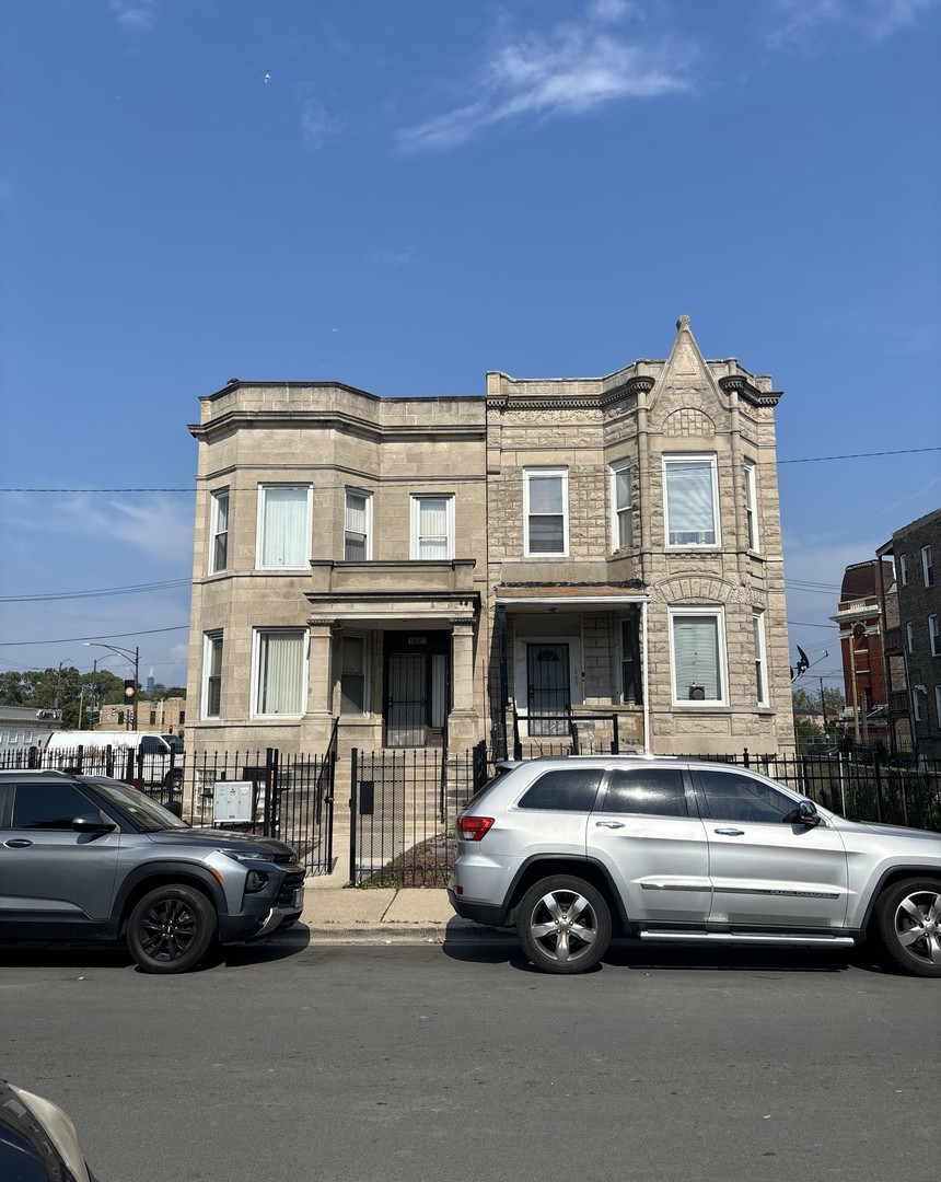 1607 S Sawyer Avenue Property Photo 2