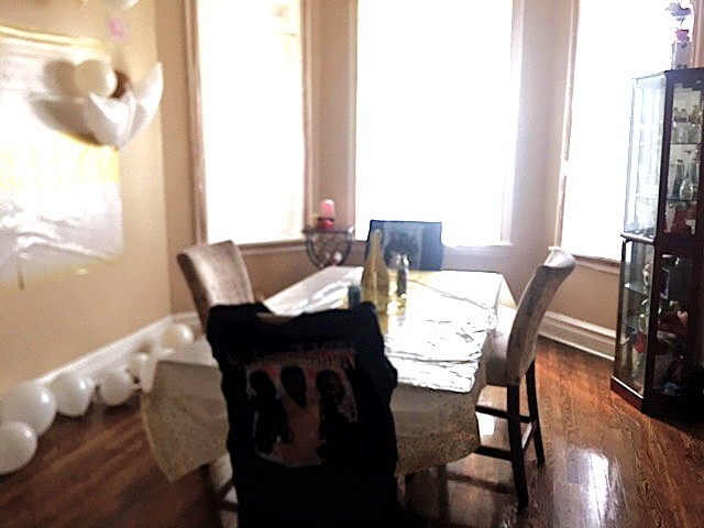 1607 S Sawyer Avenue Property Photo 4