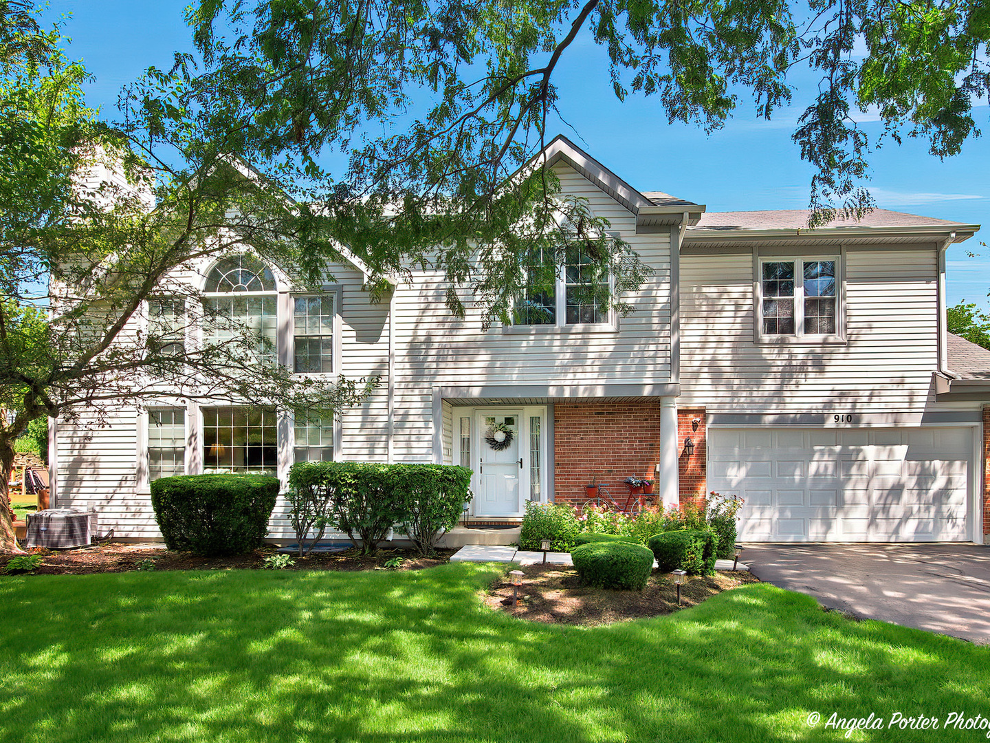 910 Sweetflower Drive Property Photo 1