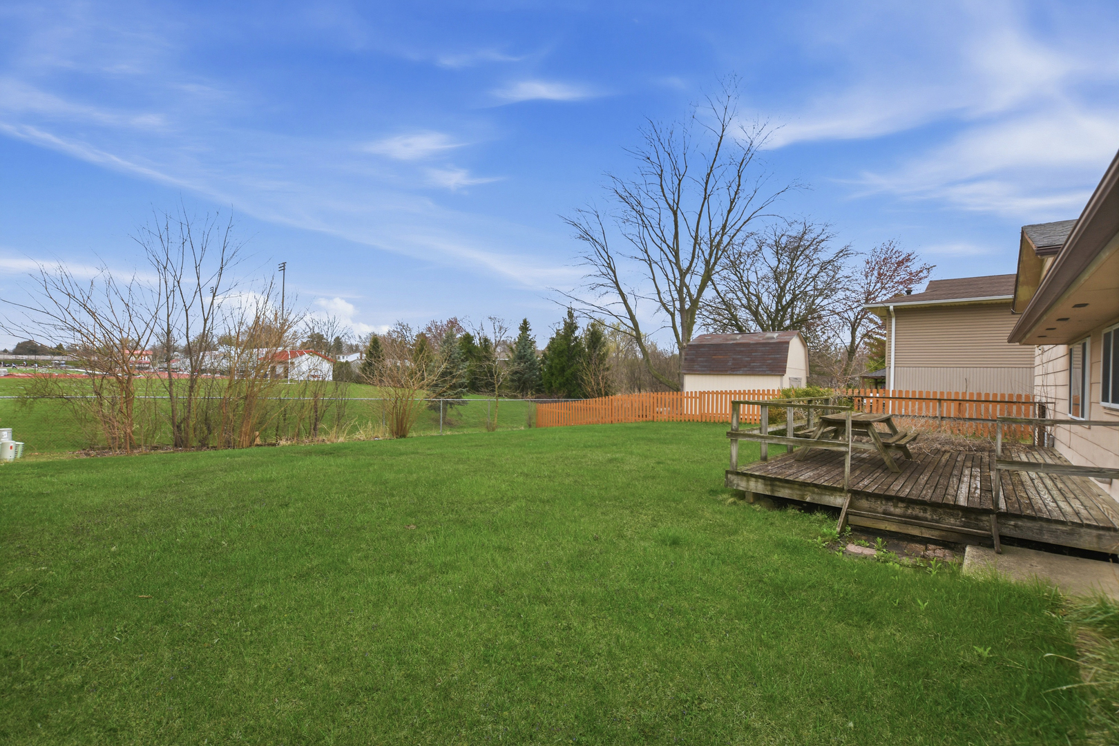 1133 Perth Drive Property Photo 11