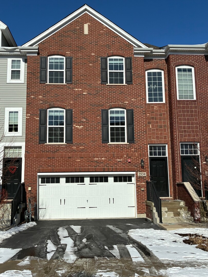 2534 Huntleigh Lane Property Photo 2