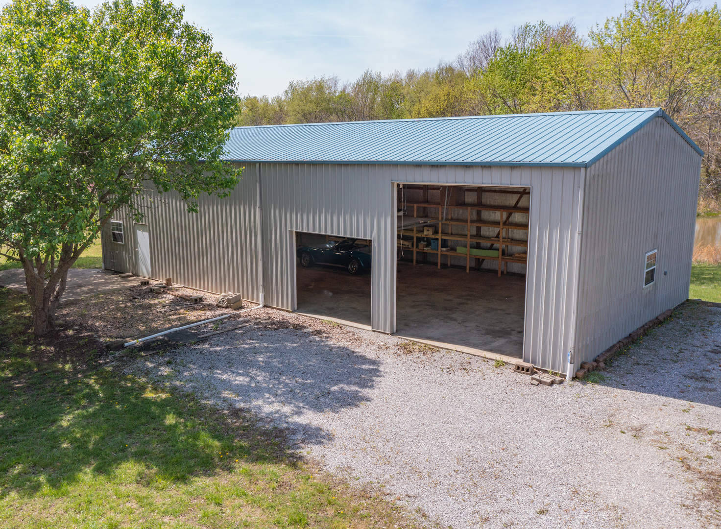 18749 N Tolle Lane Property Photo 6