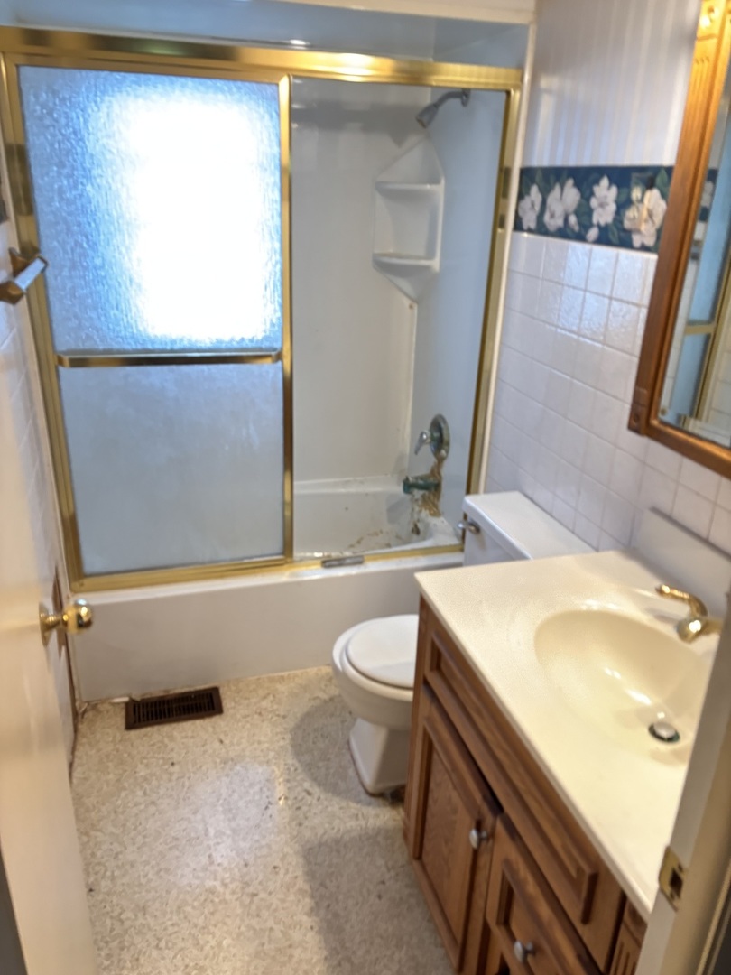 1010 Helen Avenue Property Photo 6