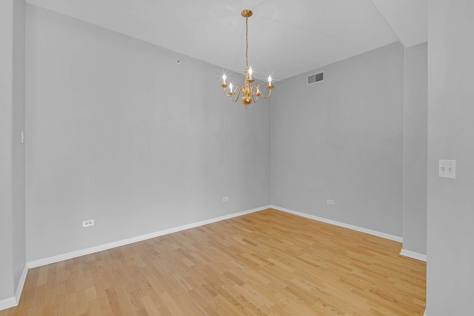 12617459 Property Photo 5
