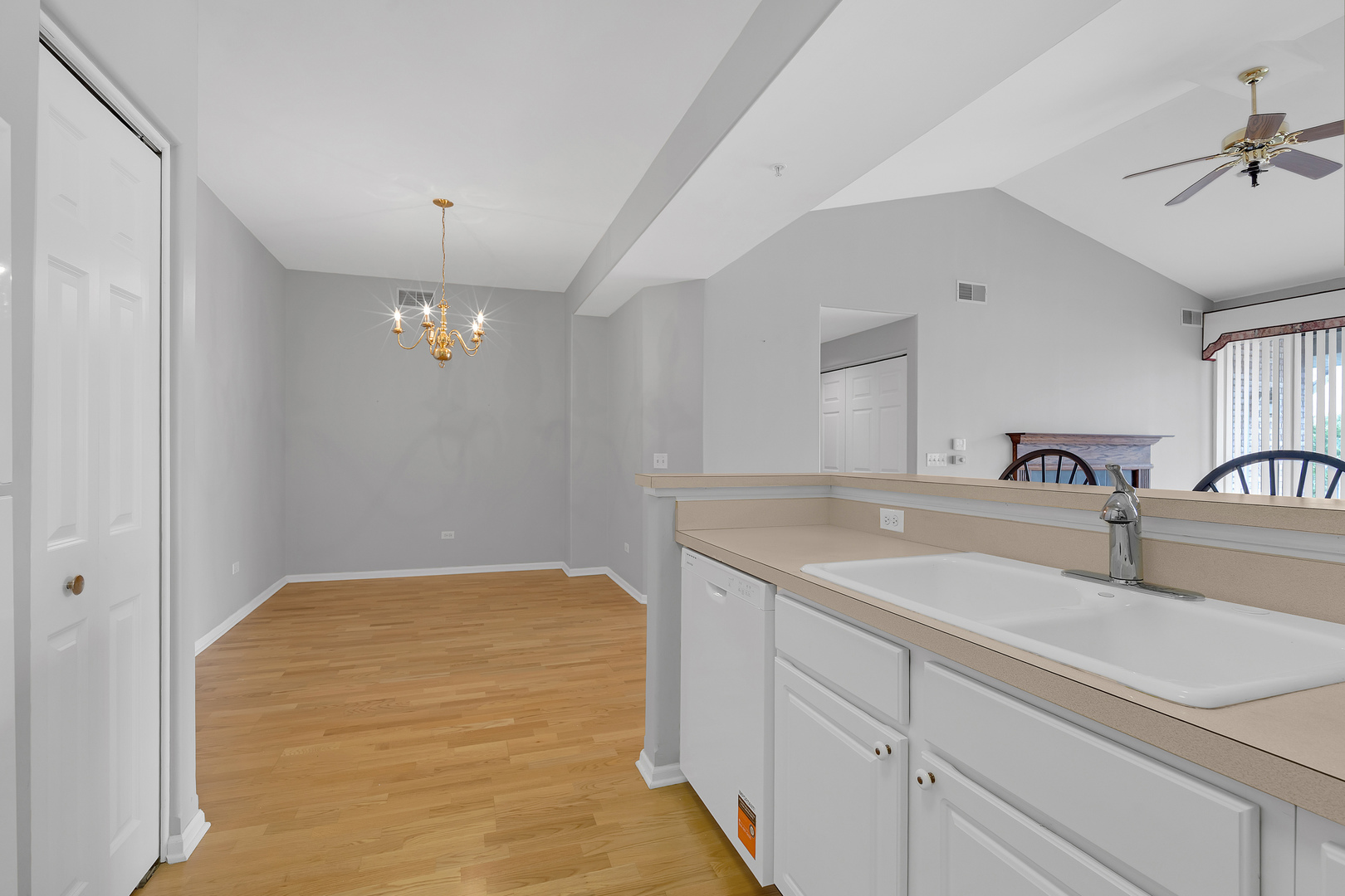 12617459 Property Photo 9