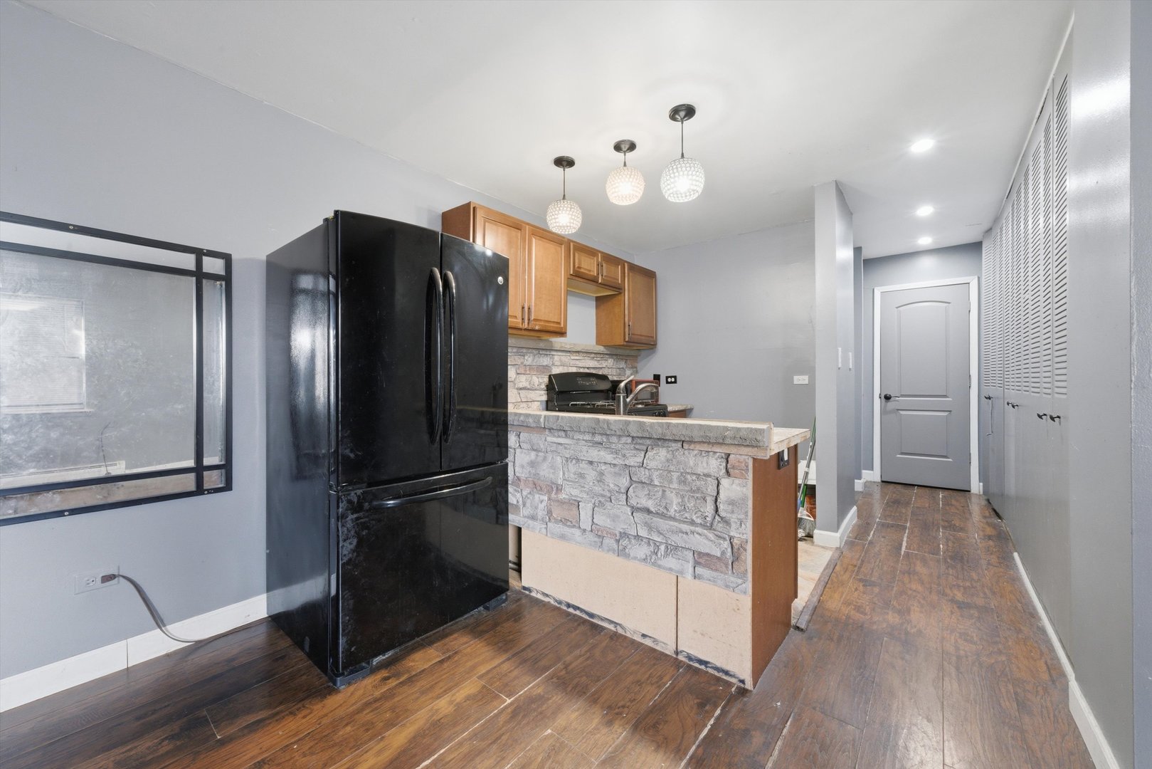 7854 S South Shore Drive 306 Property Photo 6
