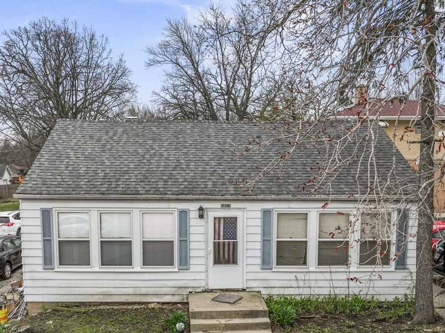 1811 Ogden Avenue Property Photo 1
