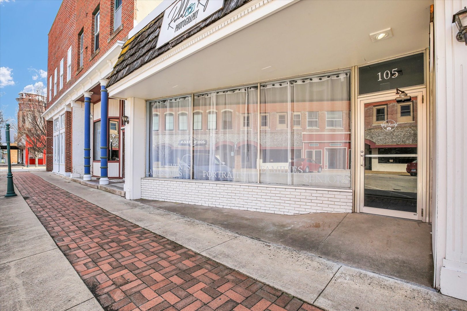 103 & 105 W Sale Street Property Photo 22