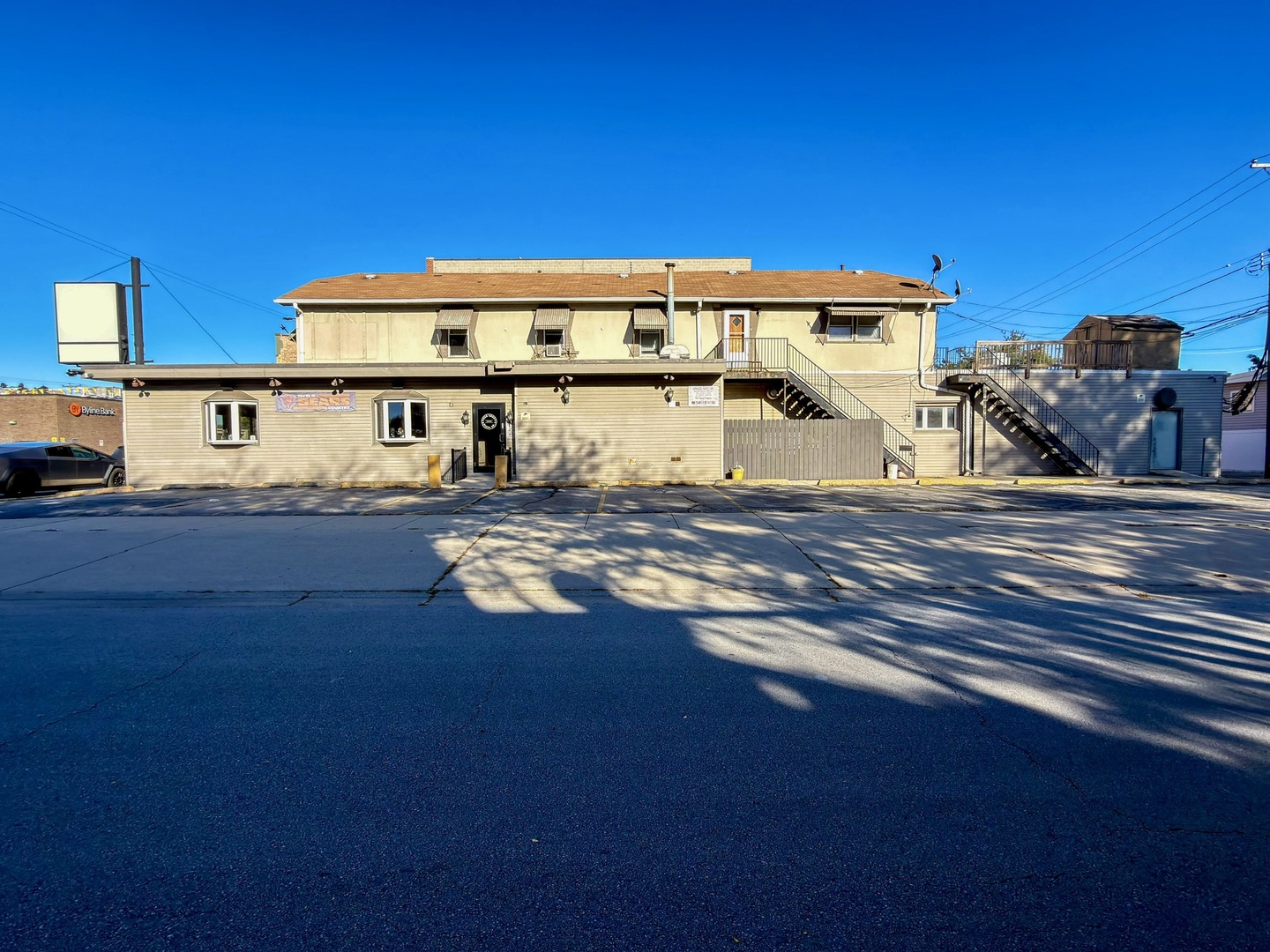 7455 W Irving Park Road Property Photo 14
