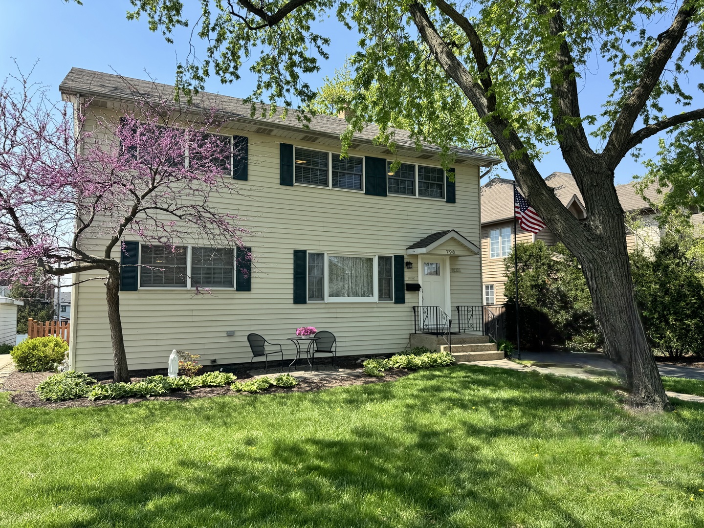 798 S Linden Avenue Property Photo 1