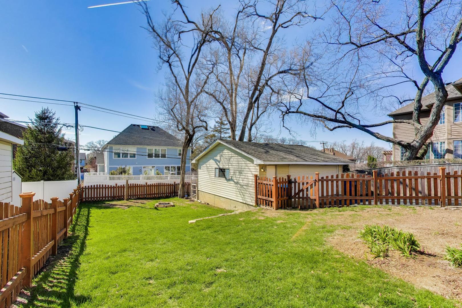 798 S Linden Avenue Property Photo 25