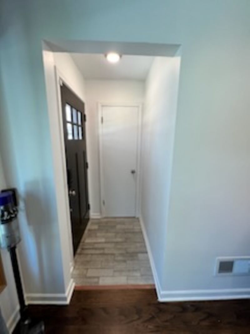 5146 N Kenneth Avenue Property Photo 5