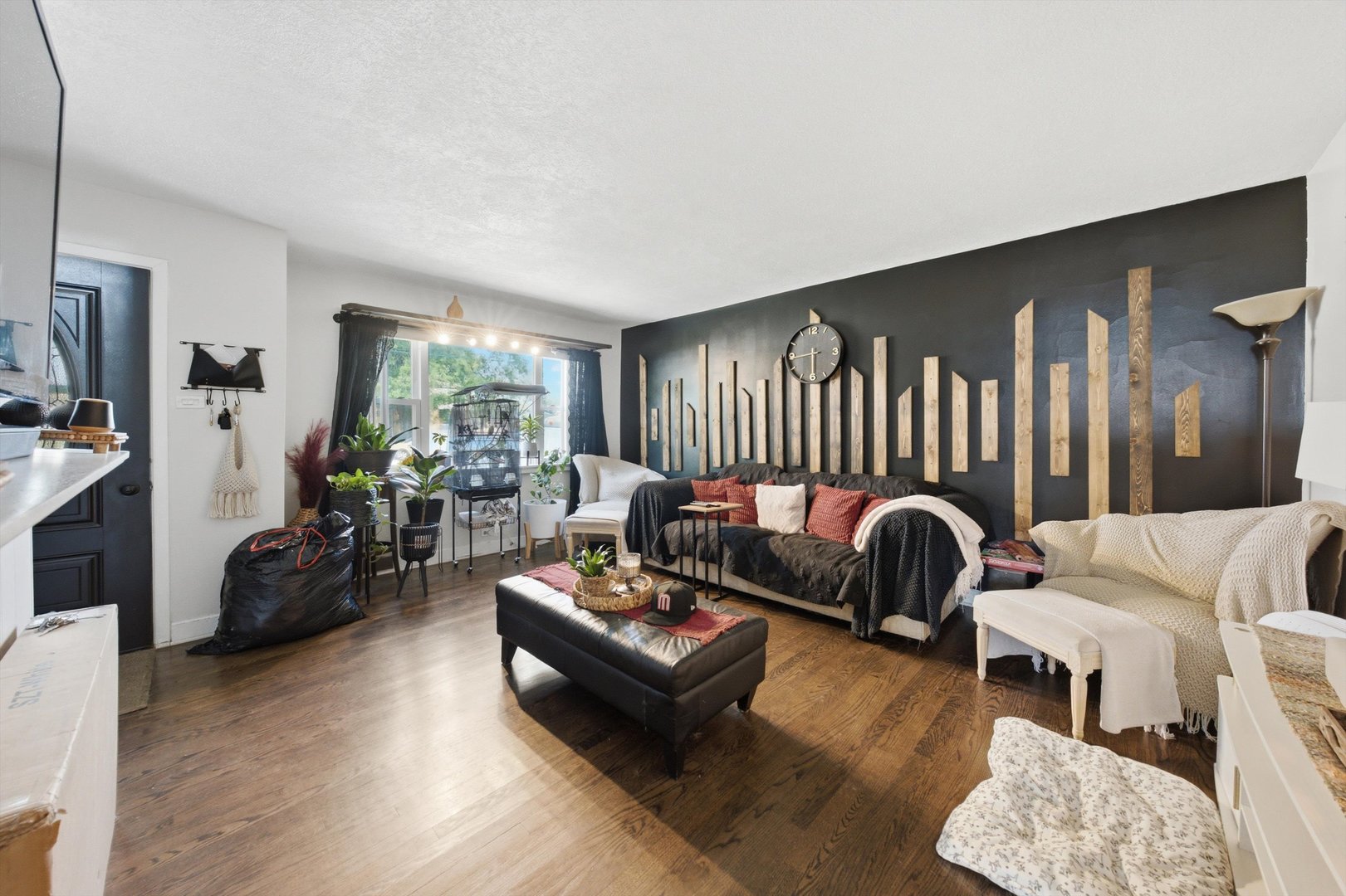 10941 Ridgeland Avenue Property Photo 4