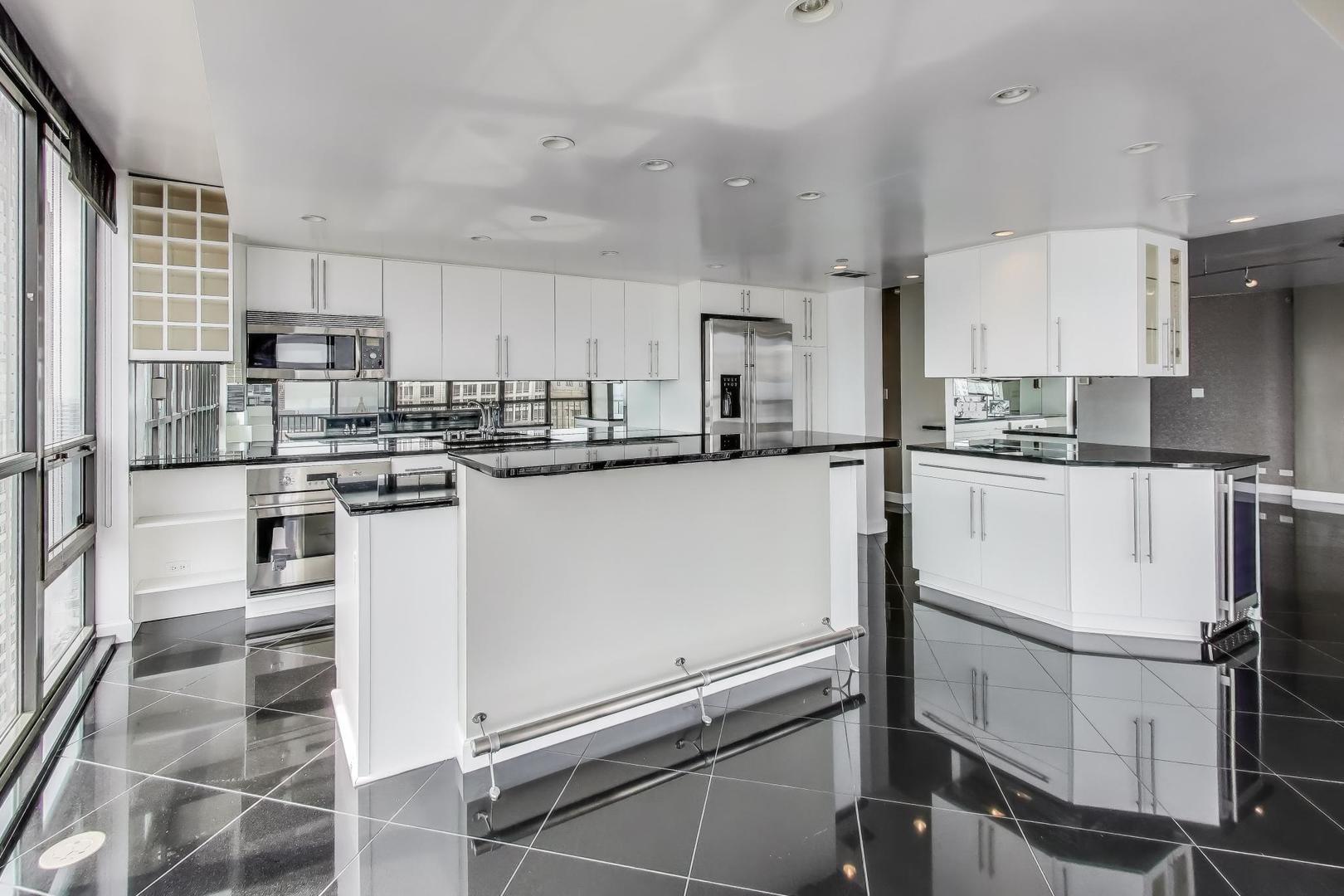 12618192 Property Photo 7