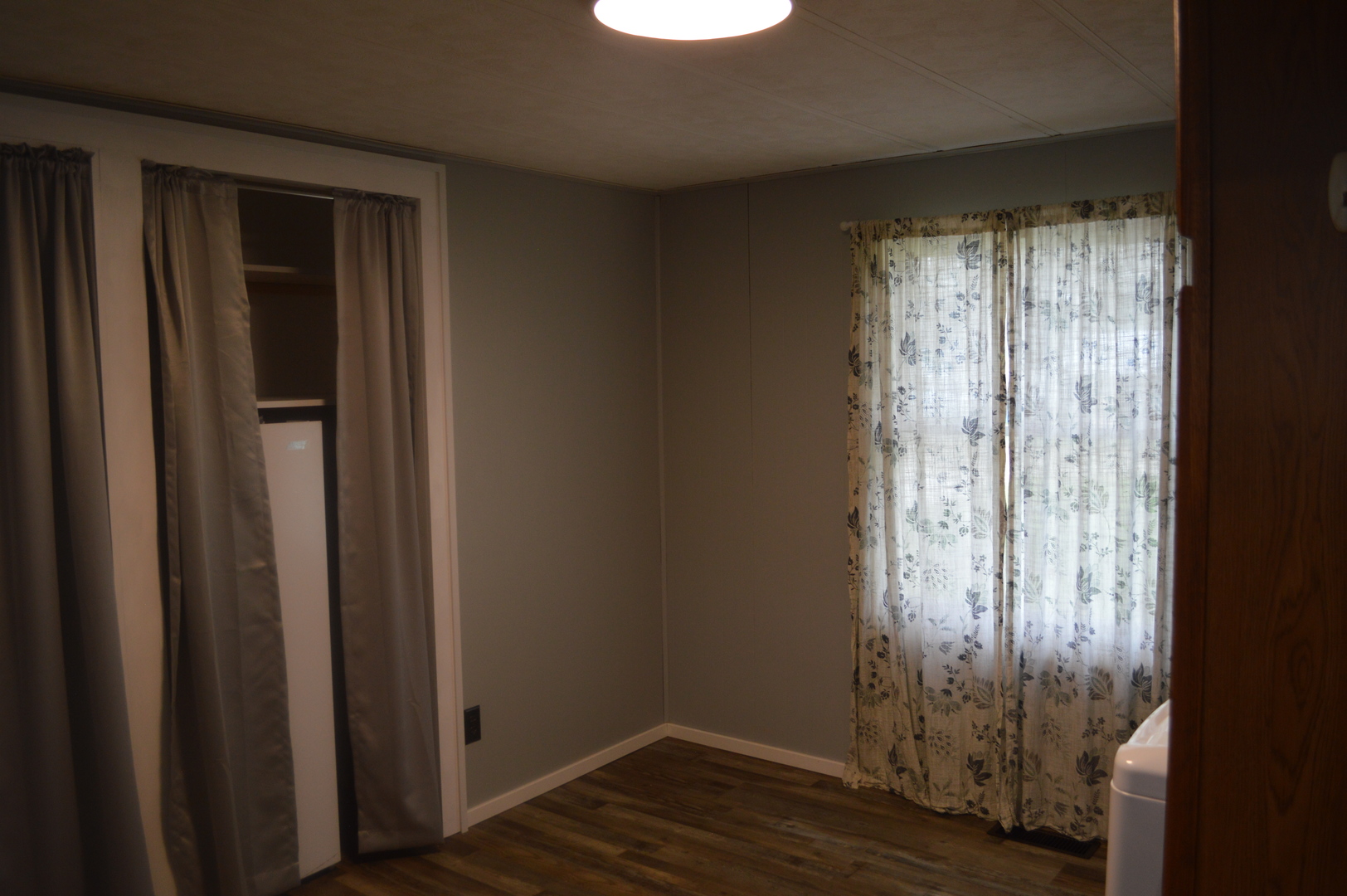 460 E Hill Street Property Photo 18