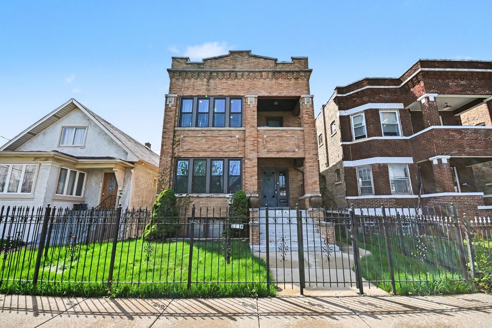 1216 N Mason Avenue Property Photo 2