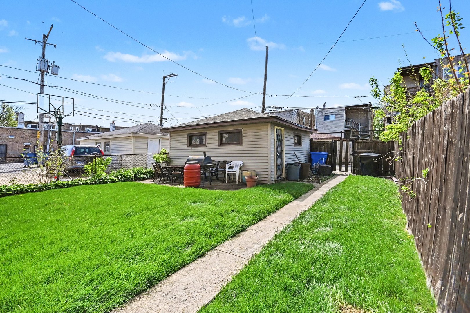1216 N Mason Avenue Property Photo 20