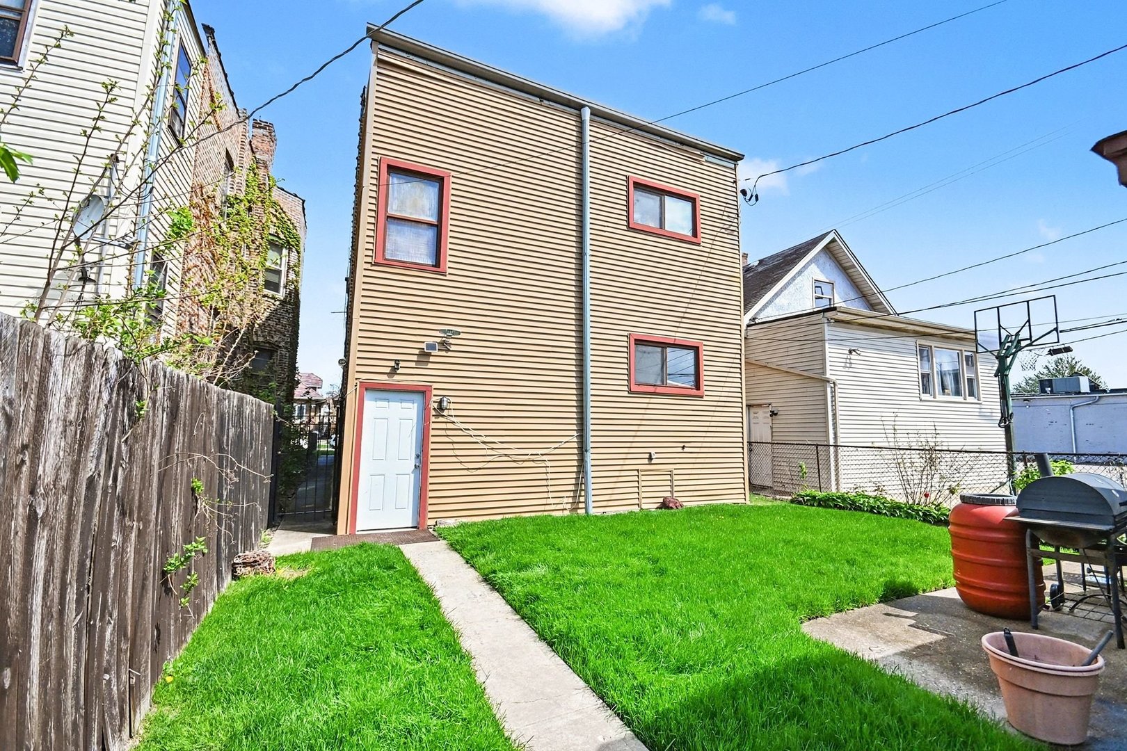 1216 N Mason Avenue Property Photo 21
