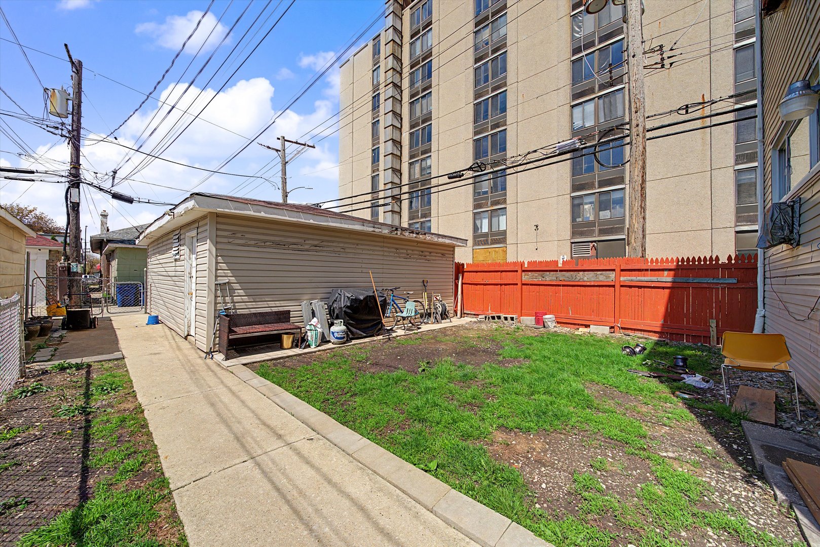 2212 S 58th Court Property Photo 16