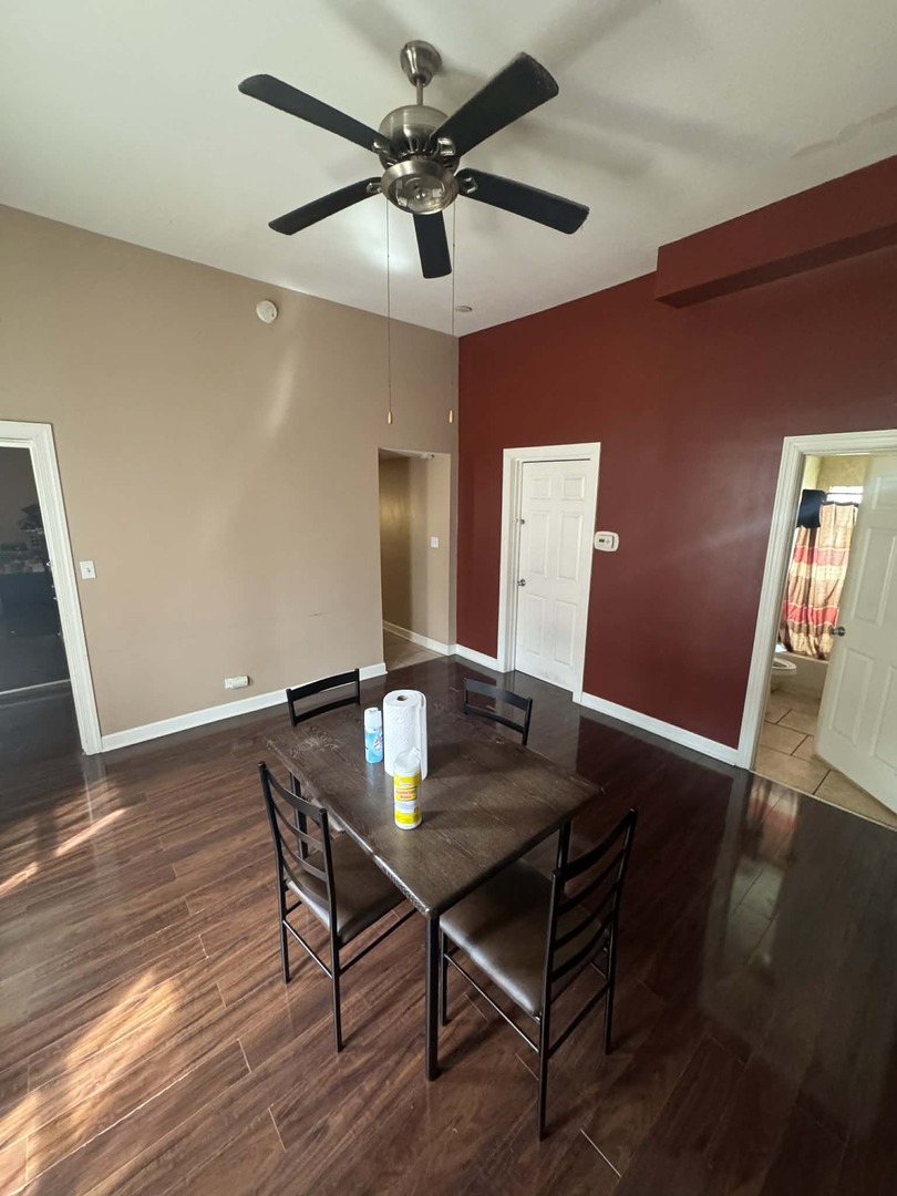 9710 S Genoa Avenue Property Photo 2