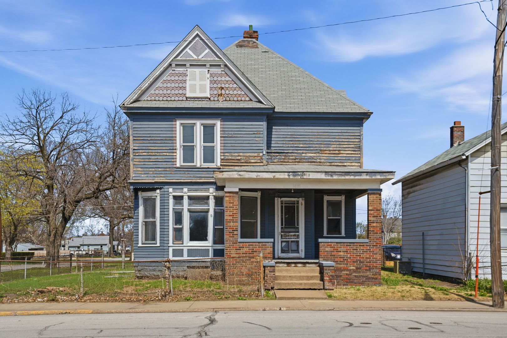 1405 7th Avenue Property Photo 1