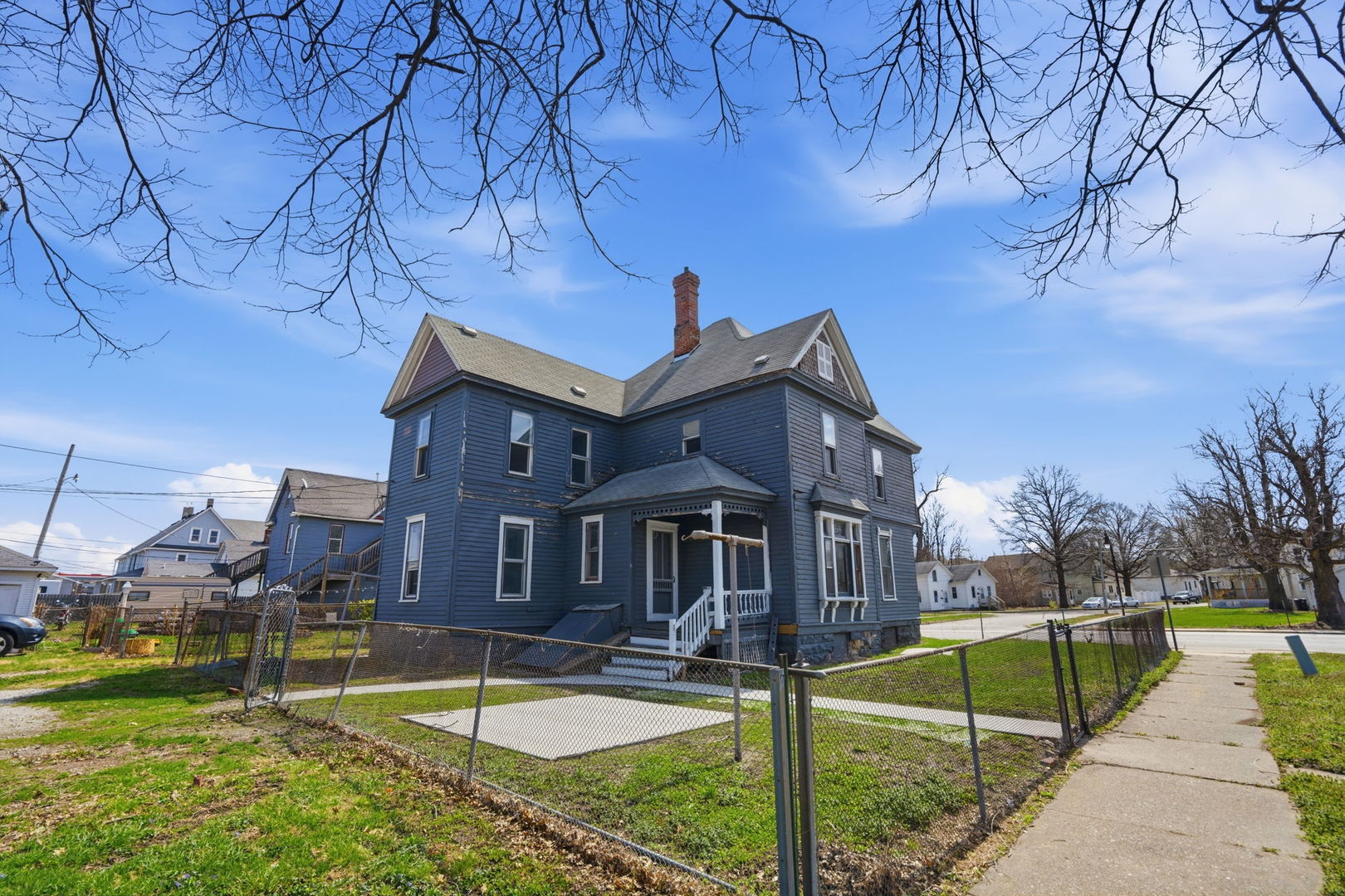 1405 7th Avenue Property Photo 4
