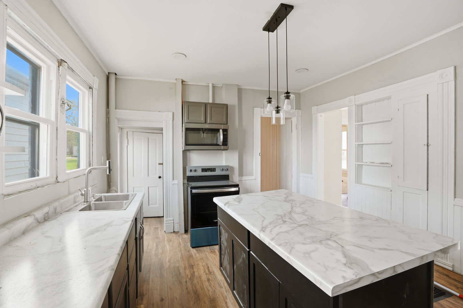 1405 7th Avenue Property Photo 10