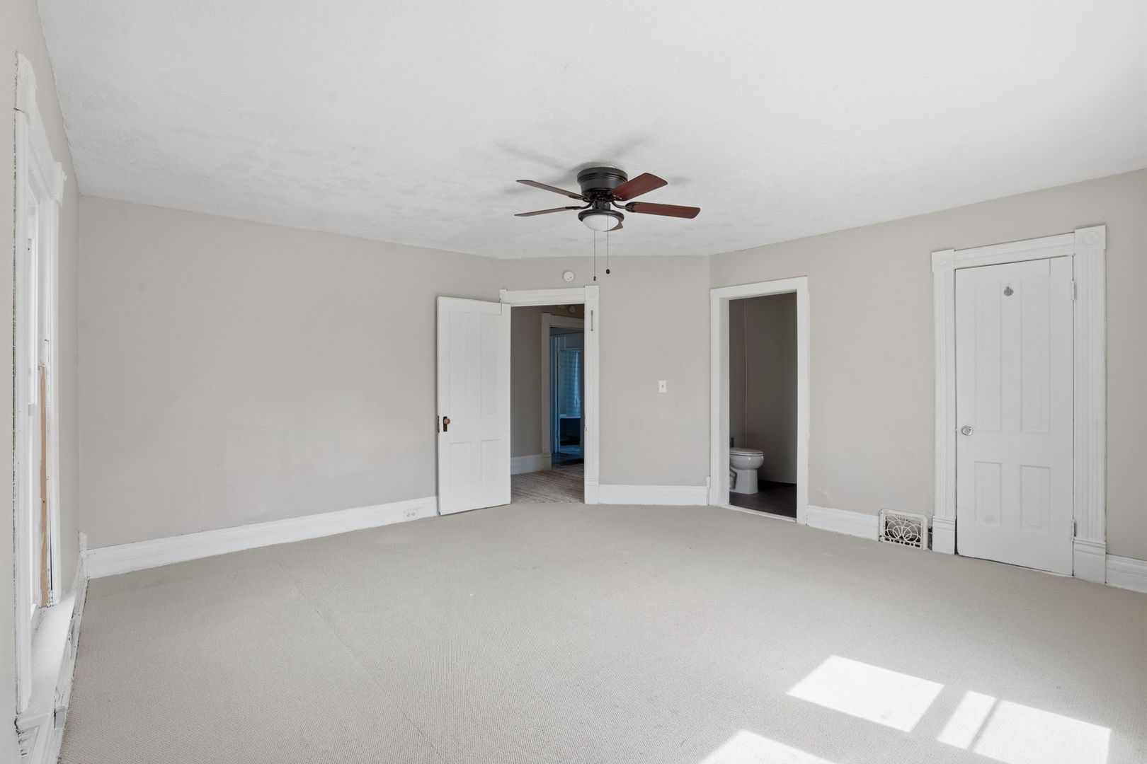 1405 7th Avenue Property Photo 18