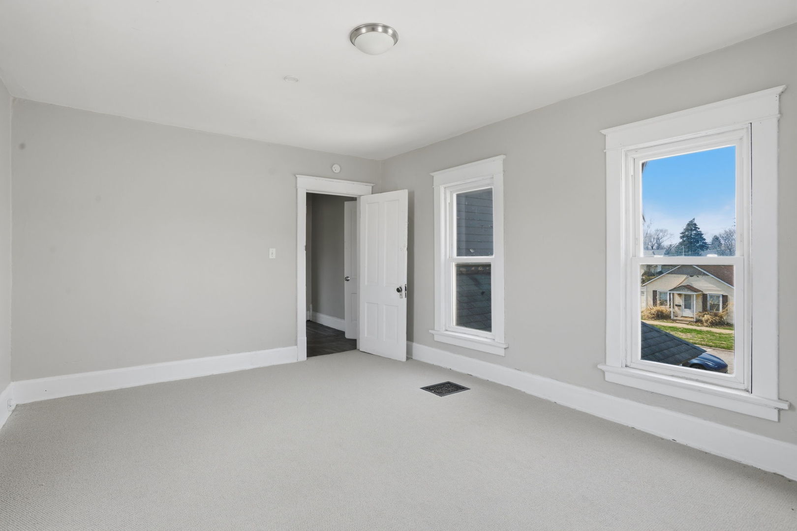 1405 7th Avenue Property Photo 24