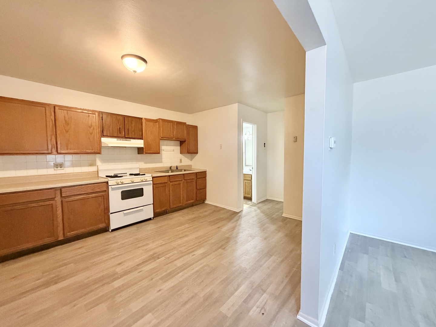 915 Market Street Property Photo 2