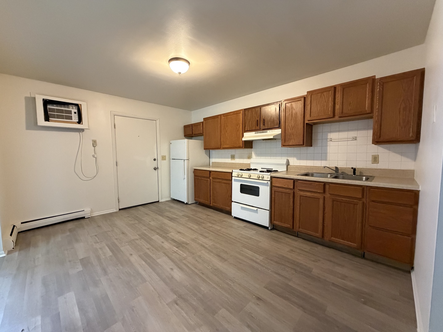 915 Market Street Property Photo 3