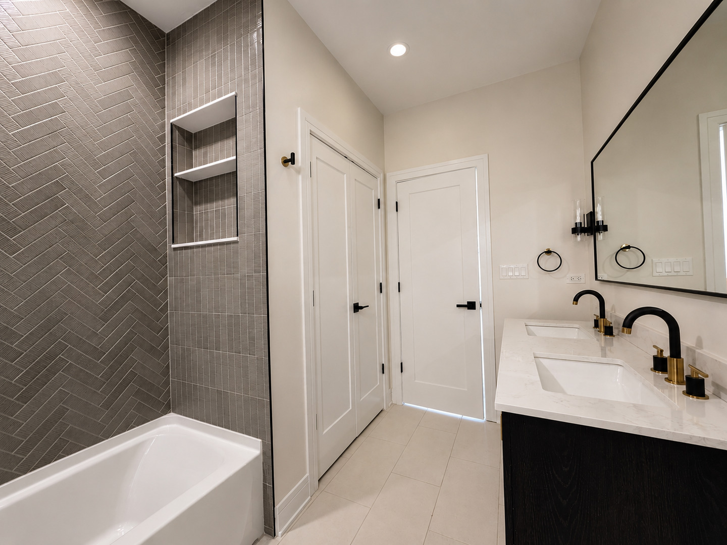 4020 N Francisco Avenue Property Photo 12