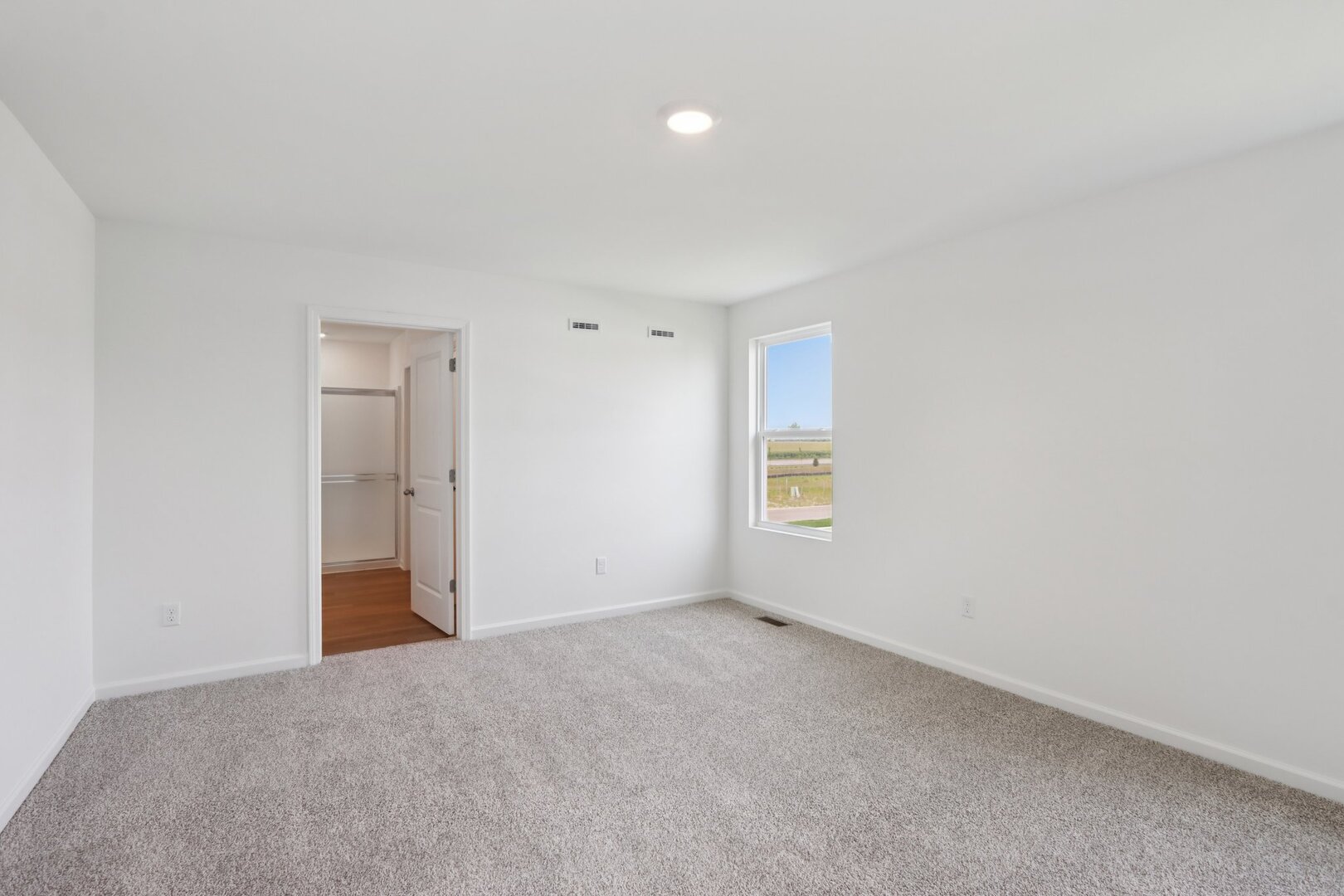 6719 Applegate Drive Property Photo 10