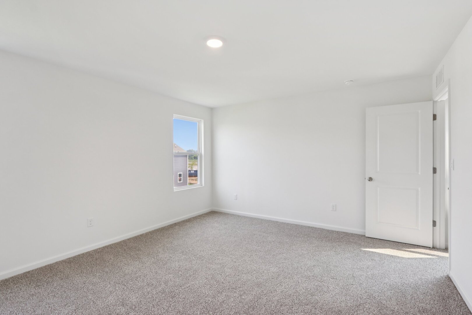 6719 Applegate Drive Property Photo 12