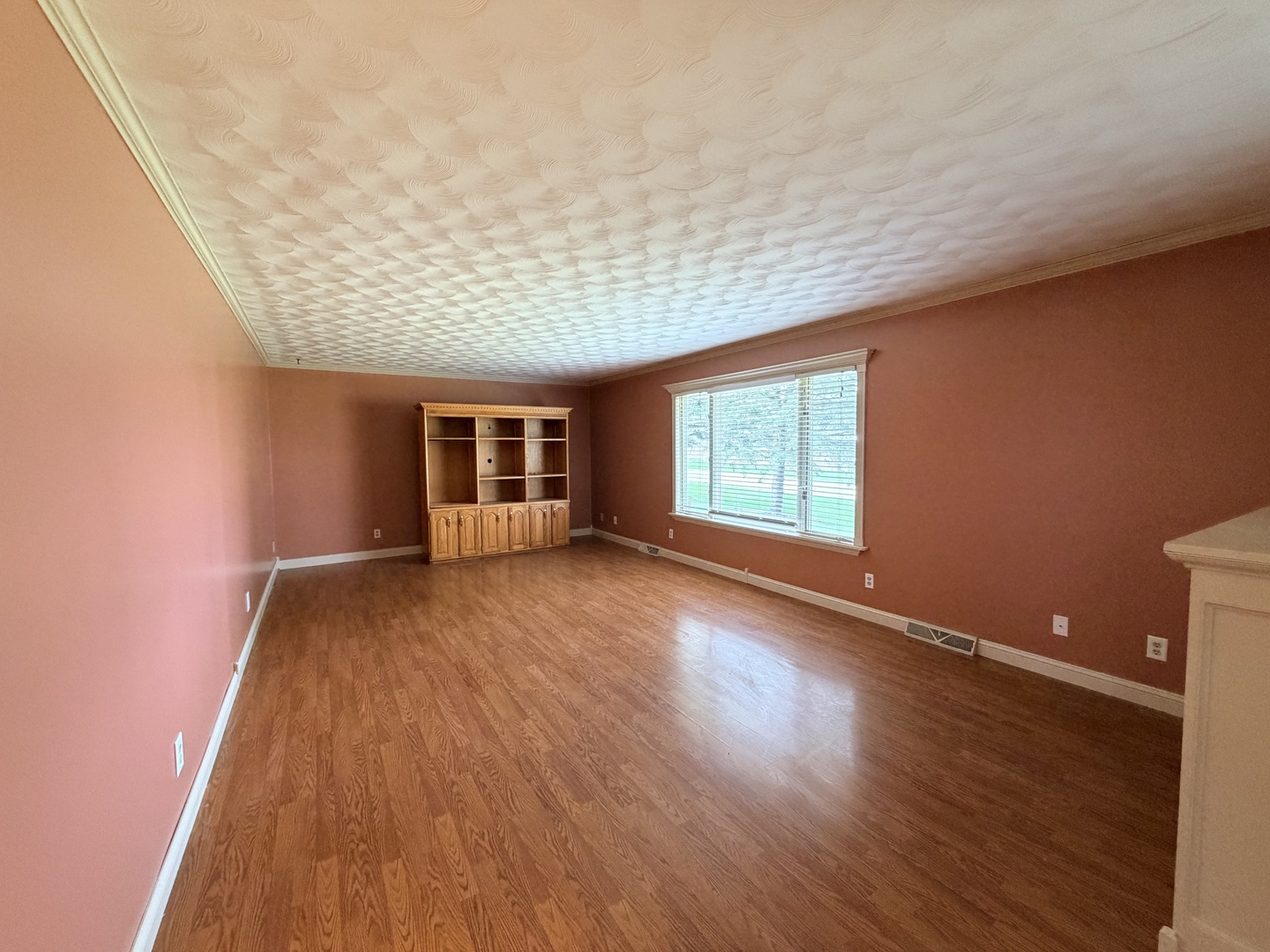 734 1st Street Property Photo 6