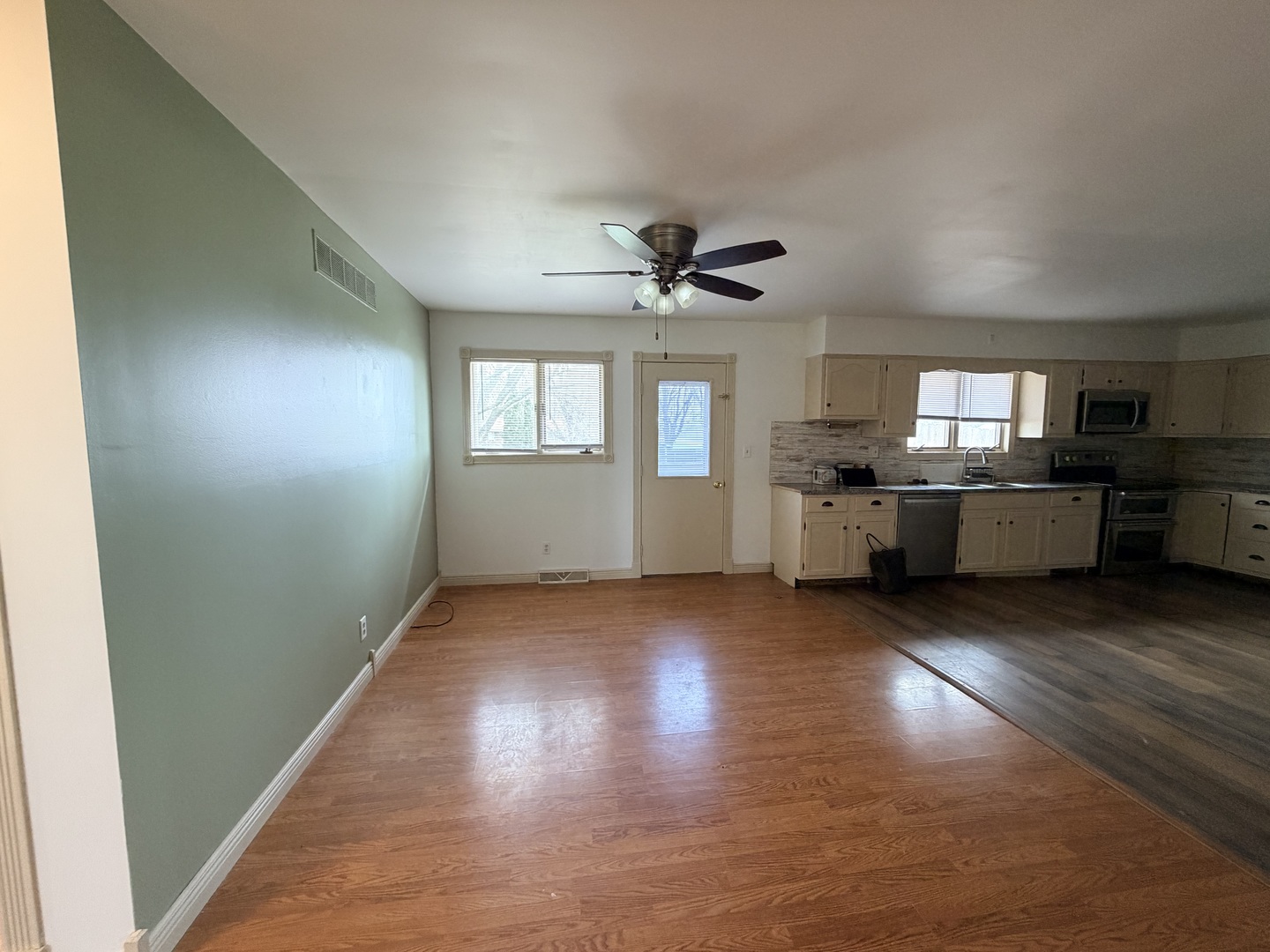 734 1st Street Property Photo 8