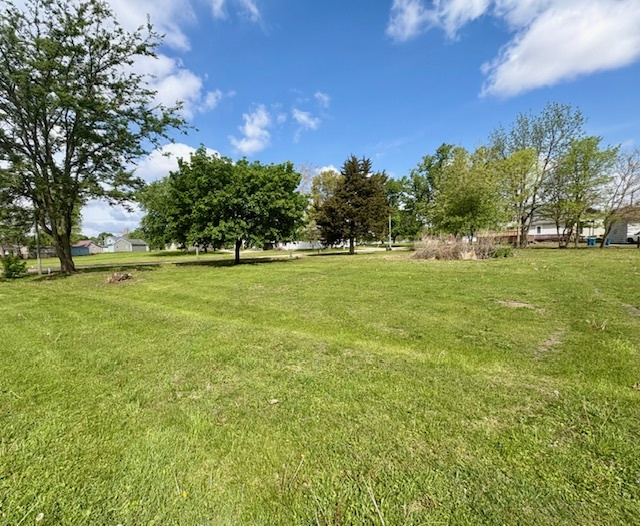 211 S Appleton Avenue Property Photo 2